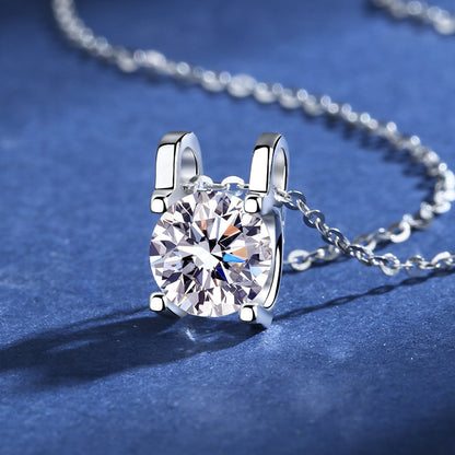 JSpearls' bull's head moissanite necklace One Carat